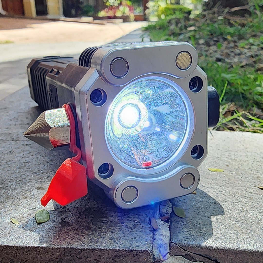 Linterna LED 3000 LUMENES